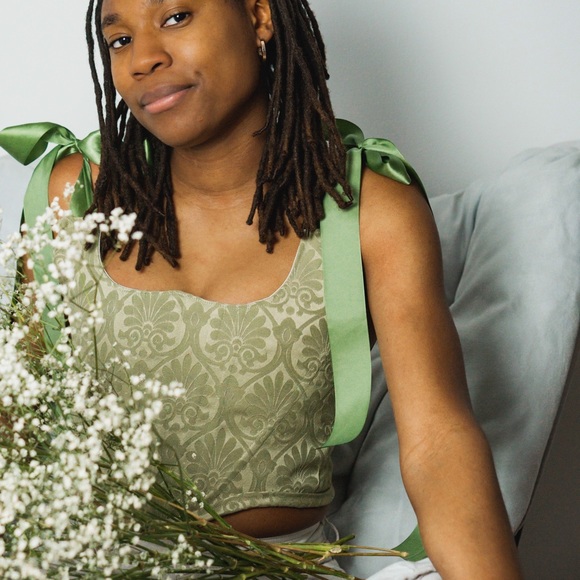Green Ribbon Corset Top - Picture 2 of 4